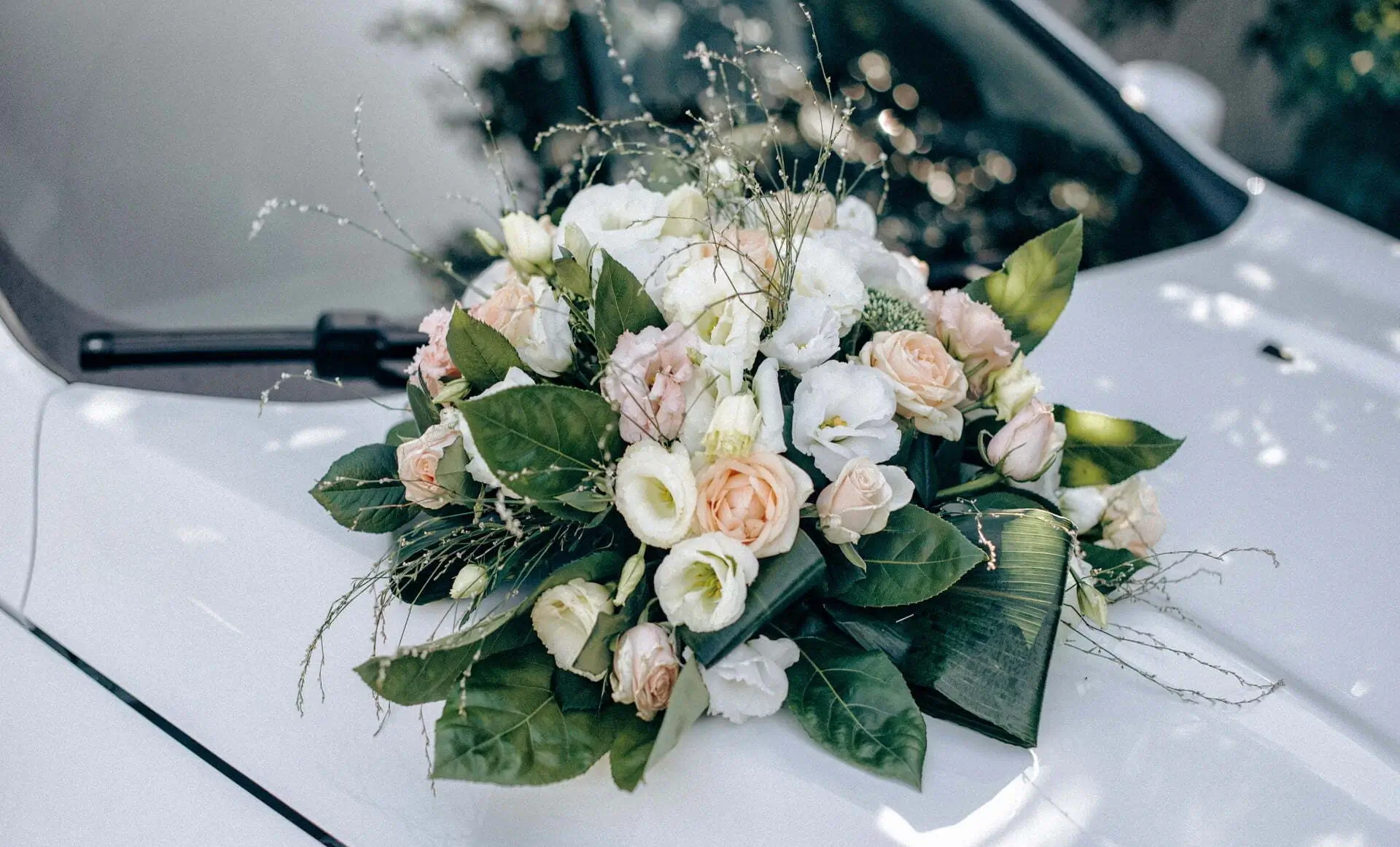 記念日やプロポーズを彩る贅沢な一台